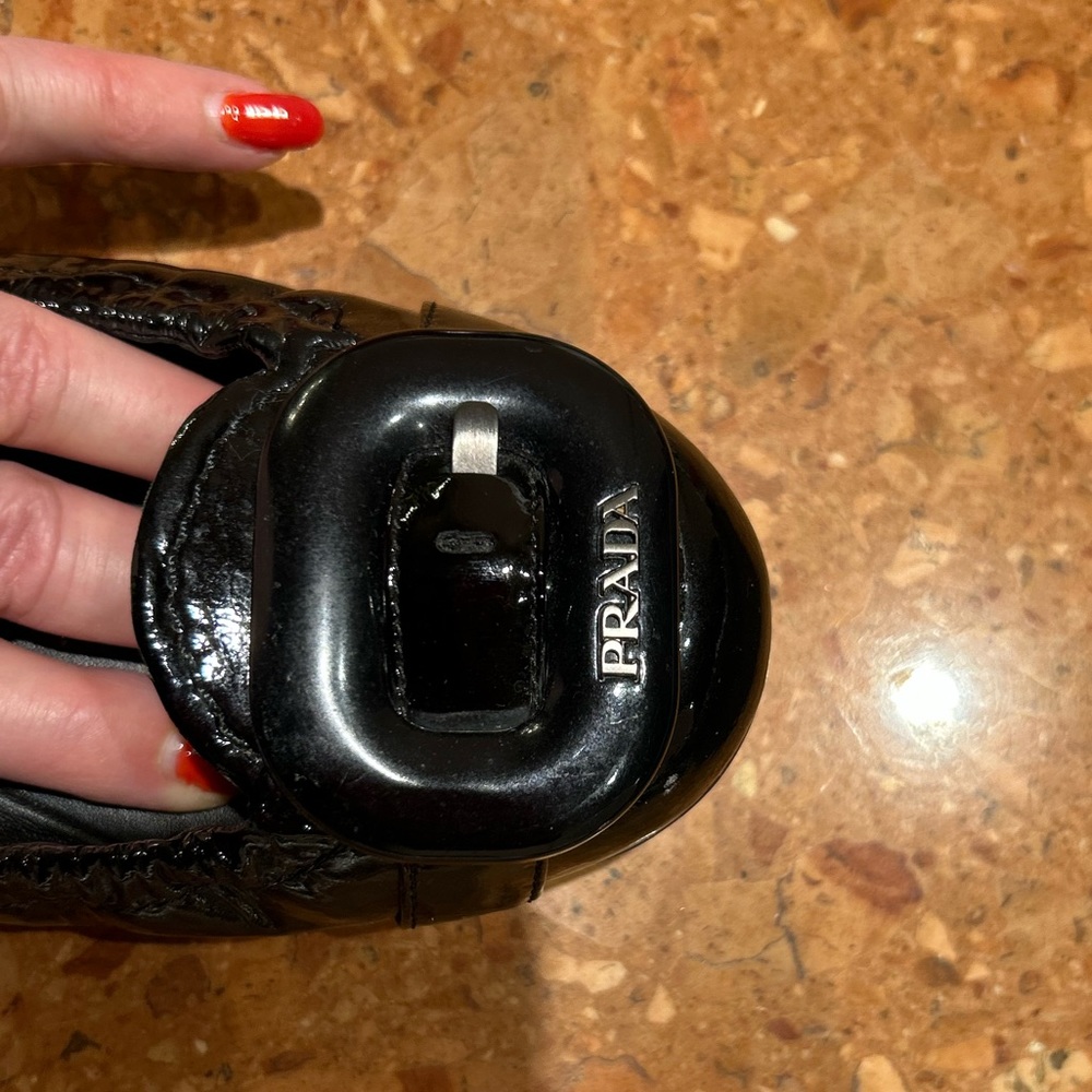 PRADA FLATS - Picture 3 of 10